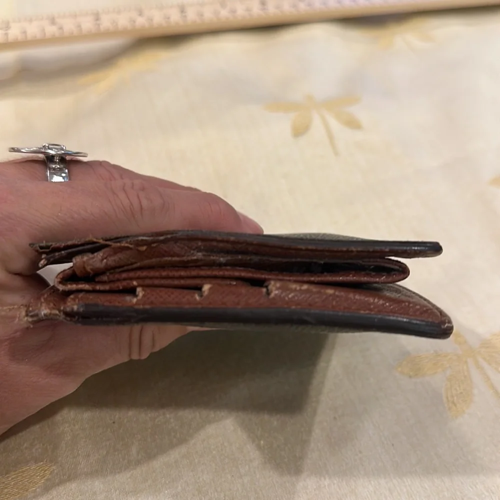 Louis Vuitton / LV Vintage Brown Monogram Logo Bifold Wallet w/ Coin Compartment